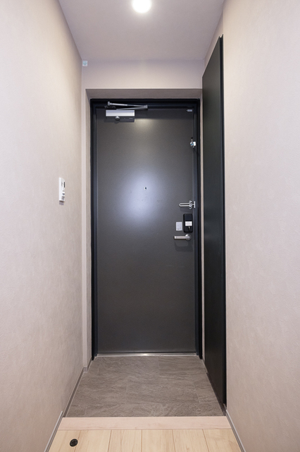 玄関　※写真は同タイプ住戸です。
