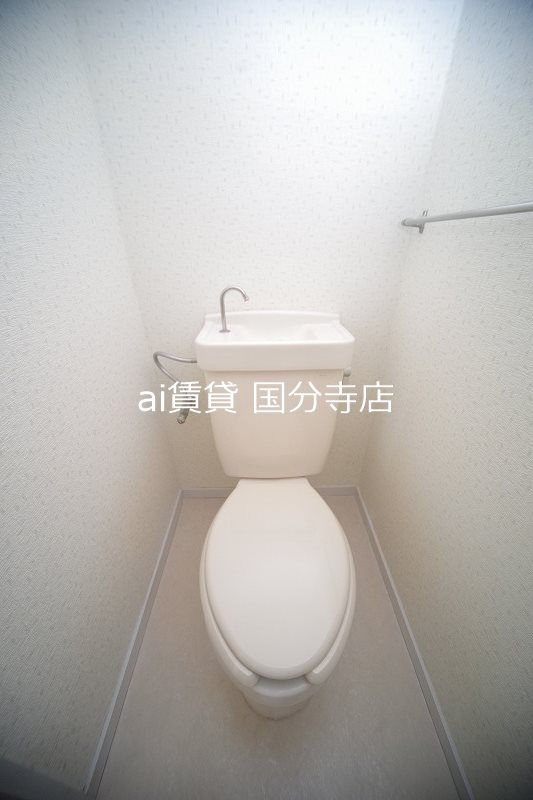トイレ　※同仕様写真です