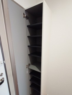 玄関　別部屋参照写真