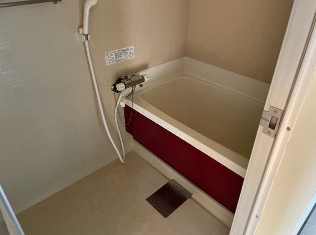 バス・シャワールーム　別部屋参考写真