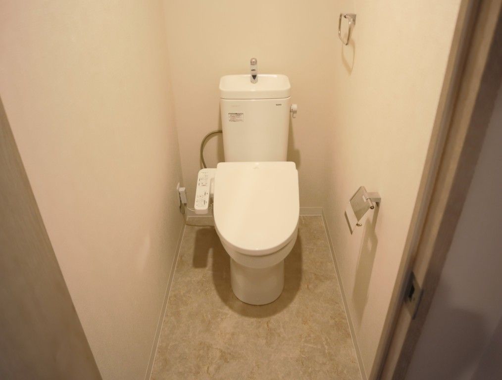 トイレ　コンパクトで使いやすいトイレです