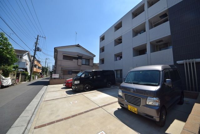 駐車場　★駐車場★