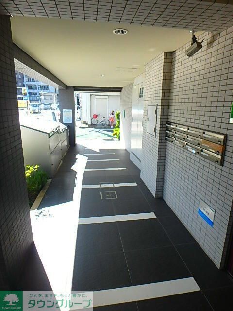 エントランス　★お問い合わせはタウンハウジングまで★