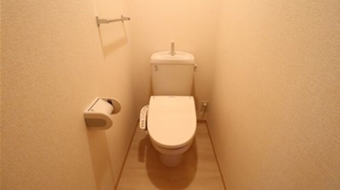 トイレ　コンパクトで使いやすいトイレです