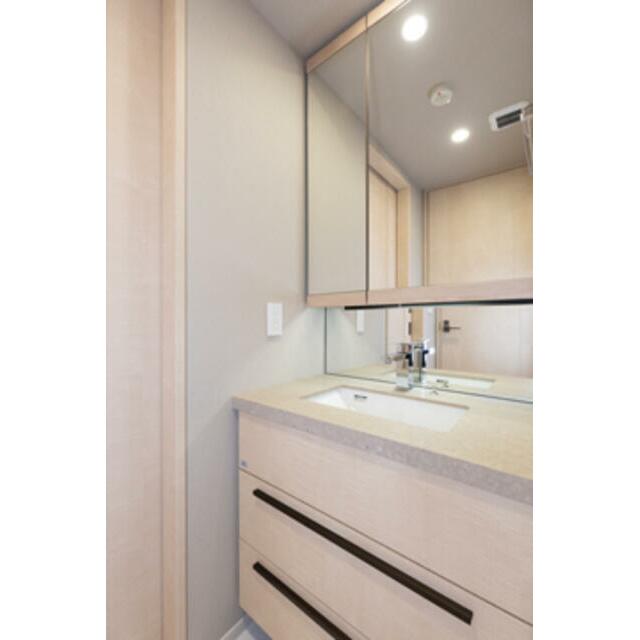 洗面設備　※写真は同タイプ住戸です。
