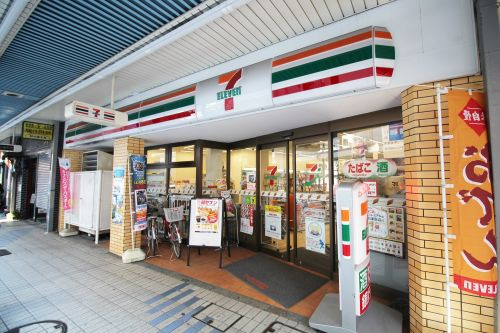 コンビニ　セブンイレブン 大井町銀座通り店（コンビニ）まで77m