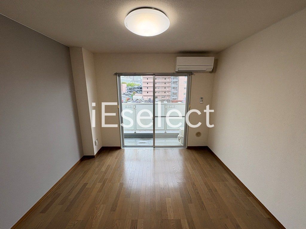 居室・リビング　明るくキレイなリビングルーム♪