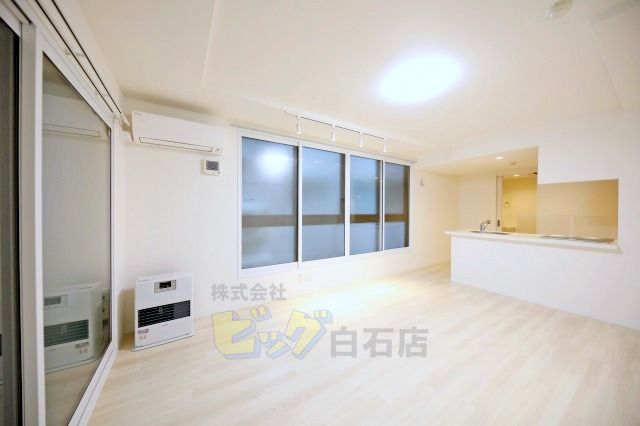 居室・リビング　お洒落なデザイナーズマンションです♪
