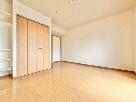 その他部屋・スペース　クリーニング前の写真です。