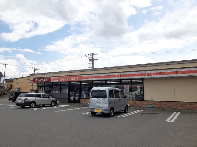 コンビニ　セイコーマート上富良野宮町店（コンビニ）まで150m
