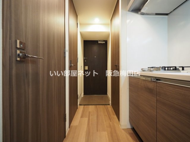 玄関　画像と現状が異なる場合は現状優先となります。