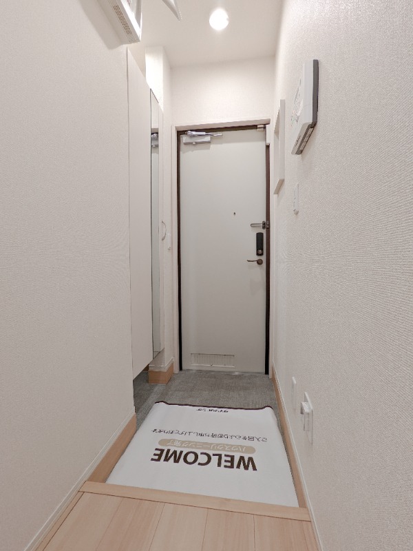 玄関　図面と現状に相違がある場合には現状を優先
