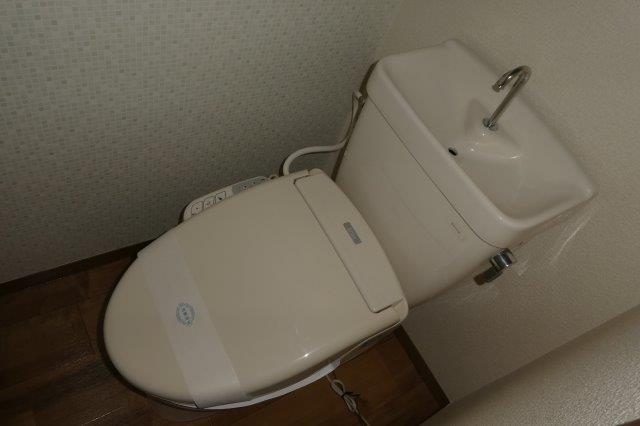 トイレ　ウォシュレット
