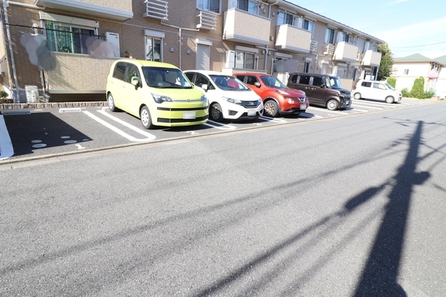 駐車場　駐車場