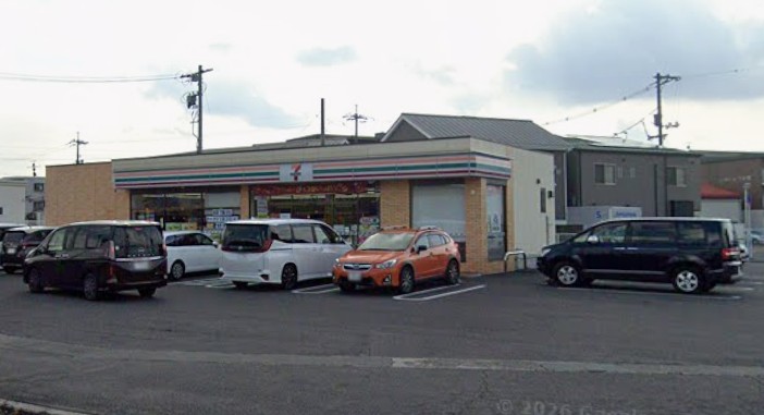 コンビニ　セブンイレブン岡山下中野店（コンビニ）まで853m