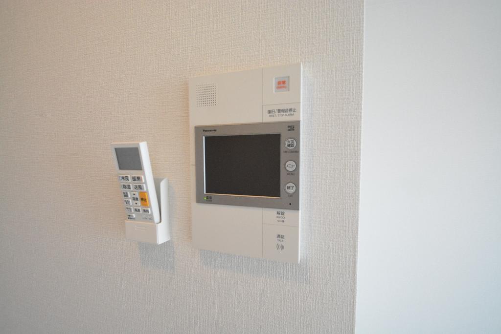 セキュリティ　カメラ付インターホン