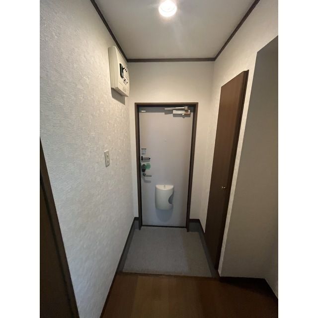 玄関　※別部屋参照