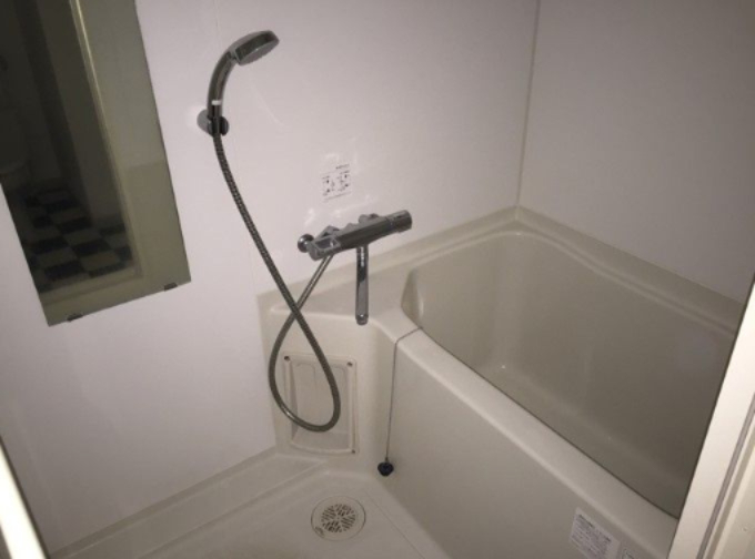 バス・シャワールーム　別部屋参考写真