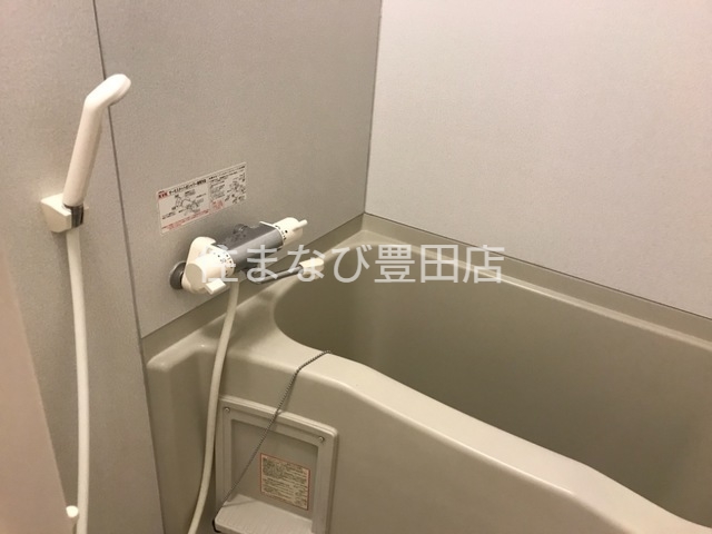 バス・シャワールーム　同型別部屋写真