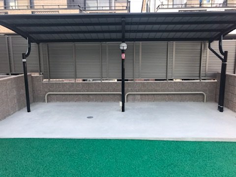その他　駐輪スペースは屋根付完備です！