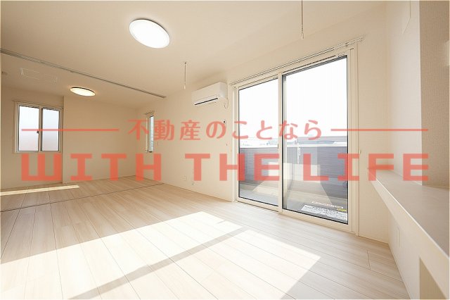 居室・リビング　おしゃれな居間です