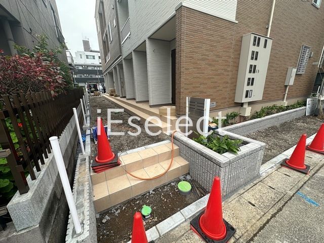 エントランス　エントランスはこちら