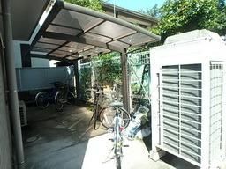 駐車場　駐輪場
