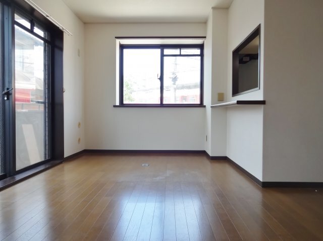 居室・リビング　※別部屋写真