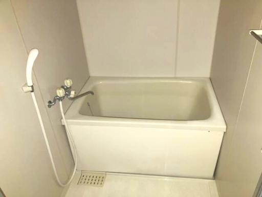 バス・シャワールーム　お風呂です
