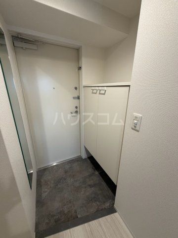 セレニテ梅田北グランデの玄関写真