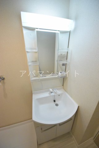 洗面設備　洗面台独立です！