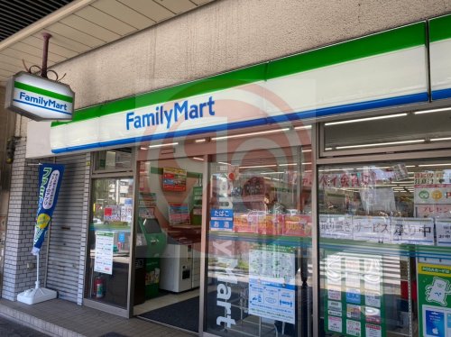 コンビニ　ファミリーマート 浪速敷津東店（コンビニ）まで135m