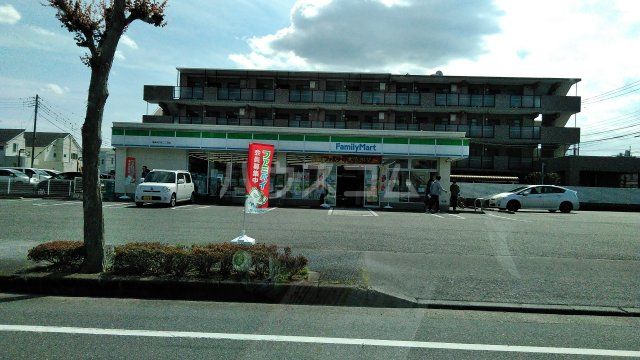 コンビニ　ファミリーマート青梅末広町二丁目（コンビニ）まで265m
