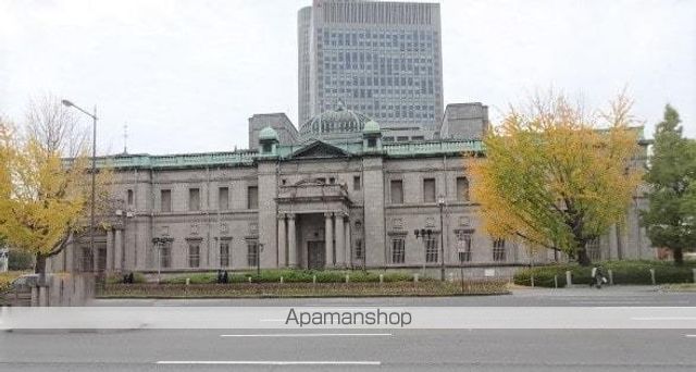 銀行　日本銀行大阪支店広報（銀行）まで1417m