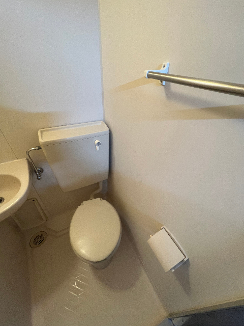 トイレ　※別部屋参考写真