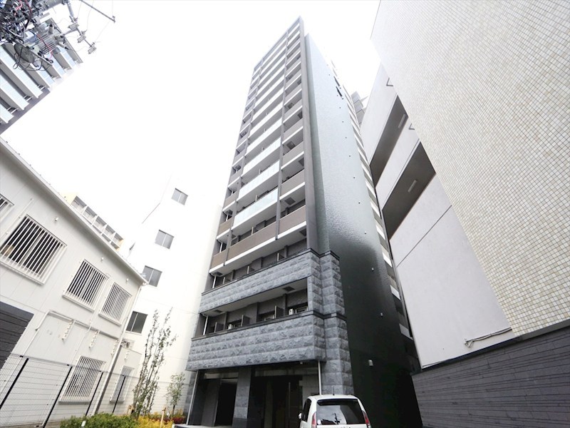 建物外観　外観　分譲賃貸　オートロック　宅配ＢＯＸ　防犯カメラ