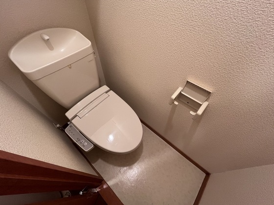 トイレ　※別部屋の写真です