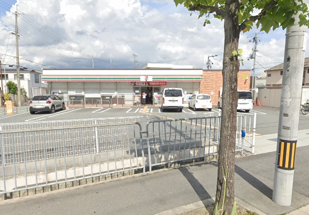 コンビニ　セブンイレブン　宝塚山本丸橋２丁目店（コンビニ）まで460m