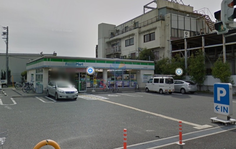 コンビニ　ファミリーマート豊中大黒町店（コンビニ）まで629m