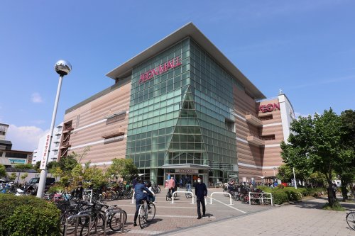 スーパー　イオンモール鶴見緑地（スーパー）まで319m