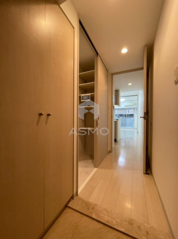 玄関　同マンション別部屋参考写真