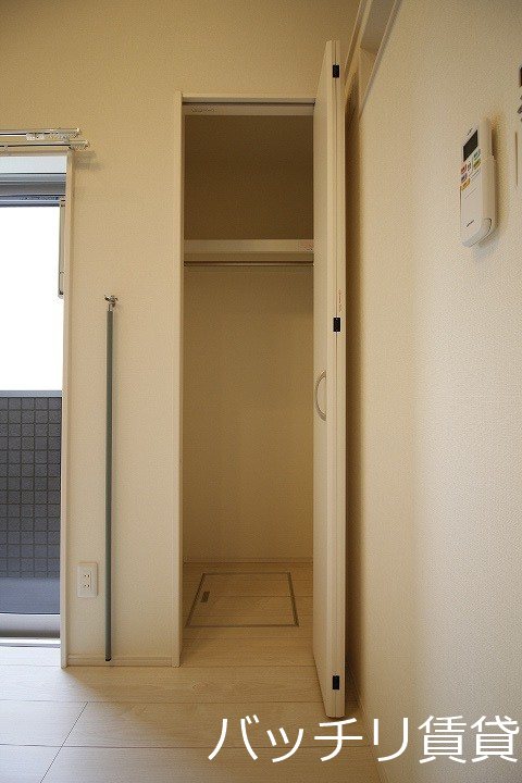 収納　同型タイプの為、現状を優先致します。