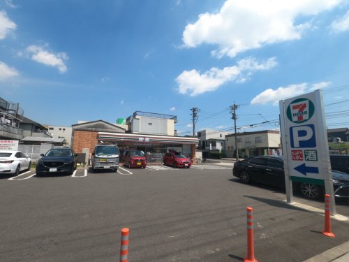 コンビニ　セブンイレブン 名古屋呼続1丁目店（コンビニ）まで126m