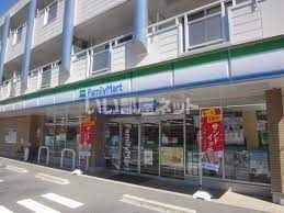 コンビニ　ファミリーマート 香流三丁目店（コンビニ）まで489m