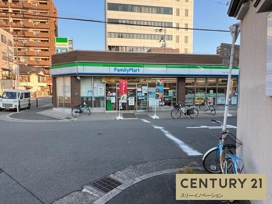 コンビニ　ファミリーマート三先一丁目店（コンビニ）まで192m
