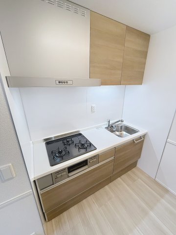 キッチン　※同系型の写真になります。