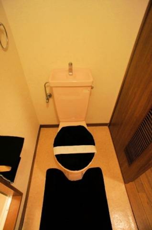 トイレ　同型イメージ