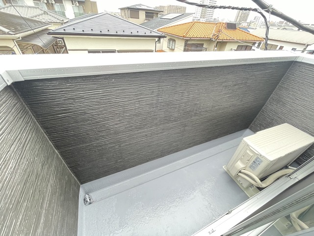 バルコニー　同施工参考写真になります。