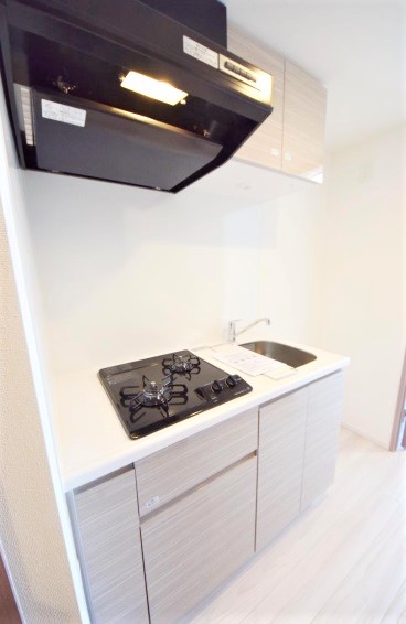 キッチン　同建物別部屋写真