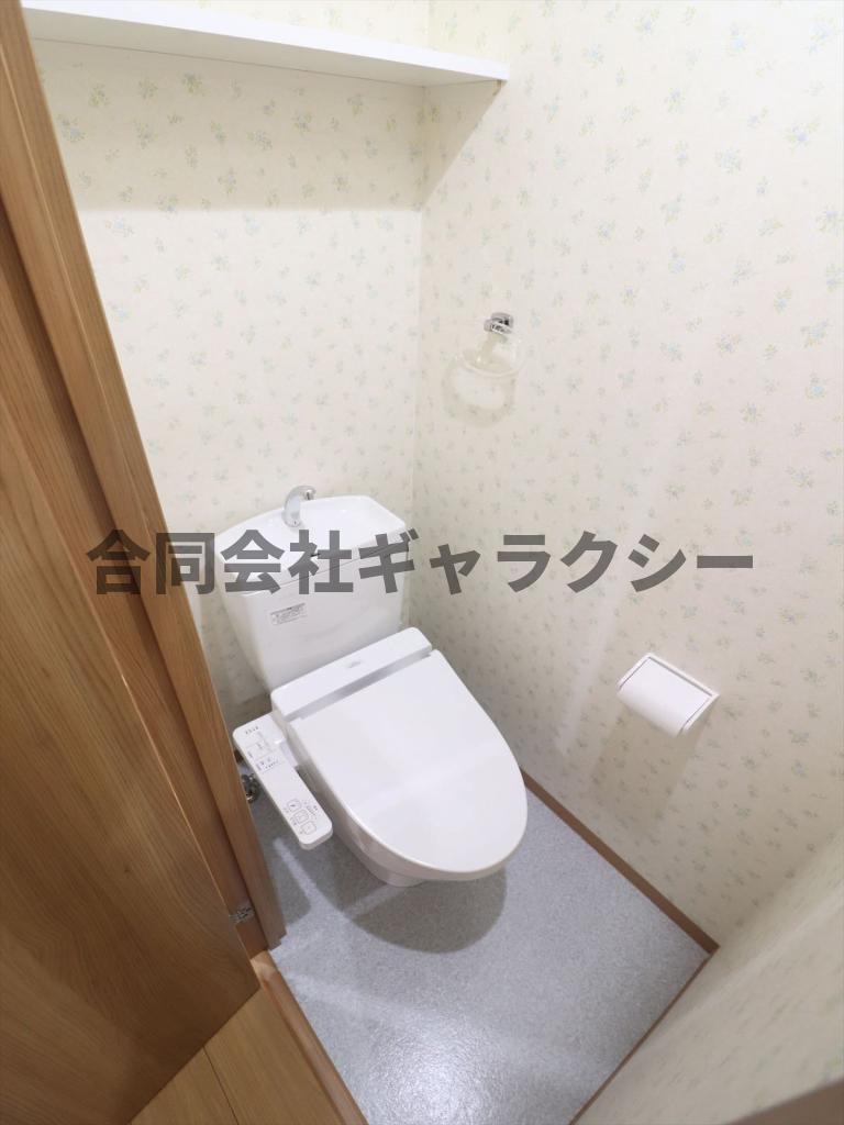 トイレ　温水洗浄暖房便座